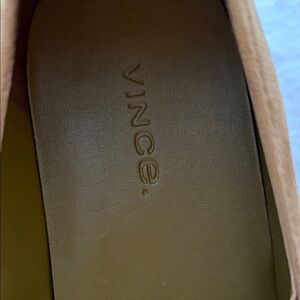 Vince Women's Army Green Leather Flats Spandrils